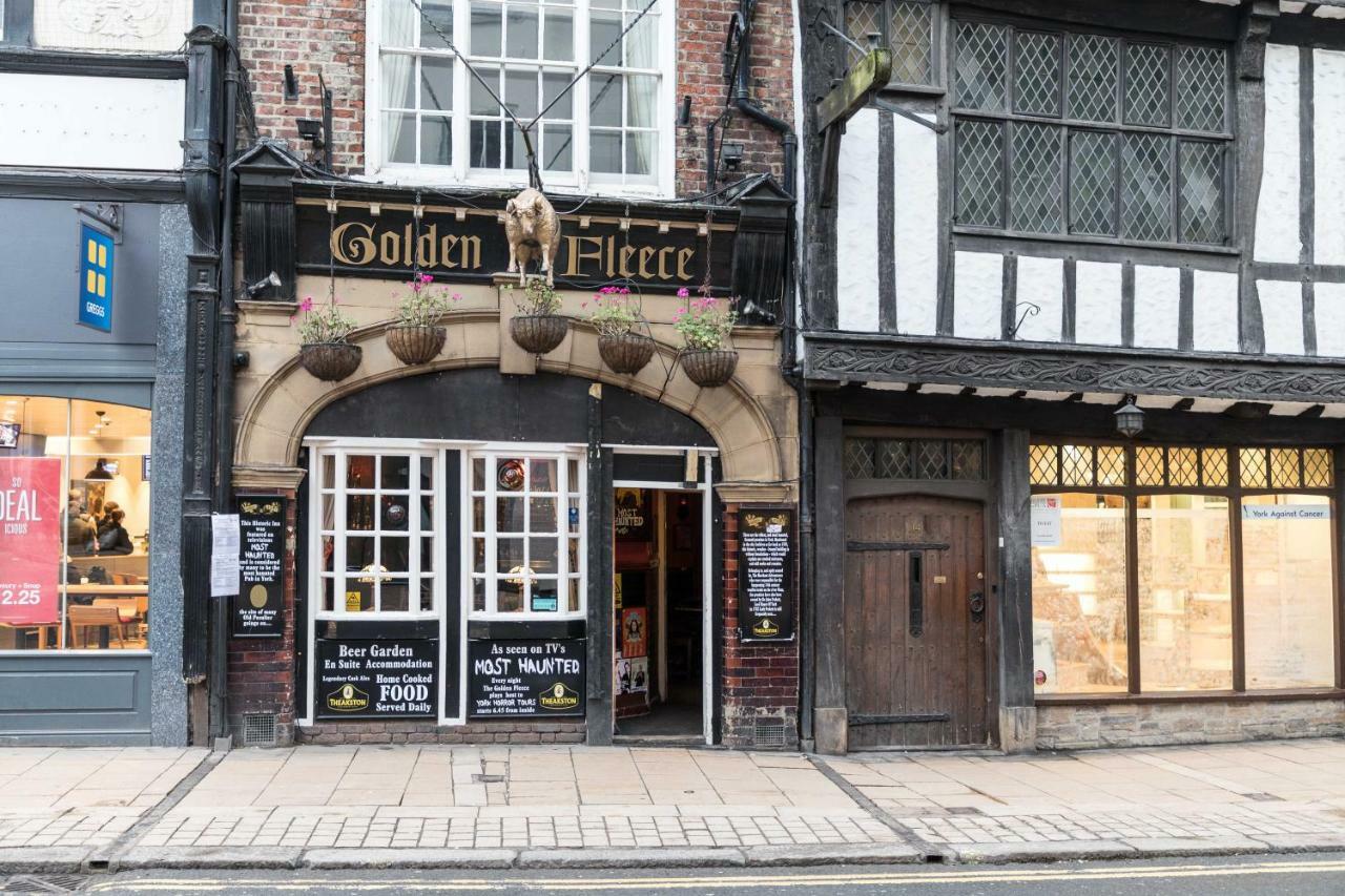 Golden Fleece York Exterior foto